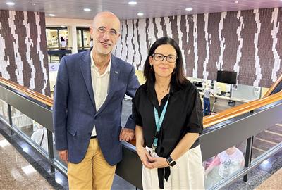 Joan Miquel Carbonell, president del CSAPG i Olga Farré, gerent CSAPG a l'Hospital Sant Camil. Eix